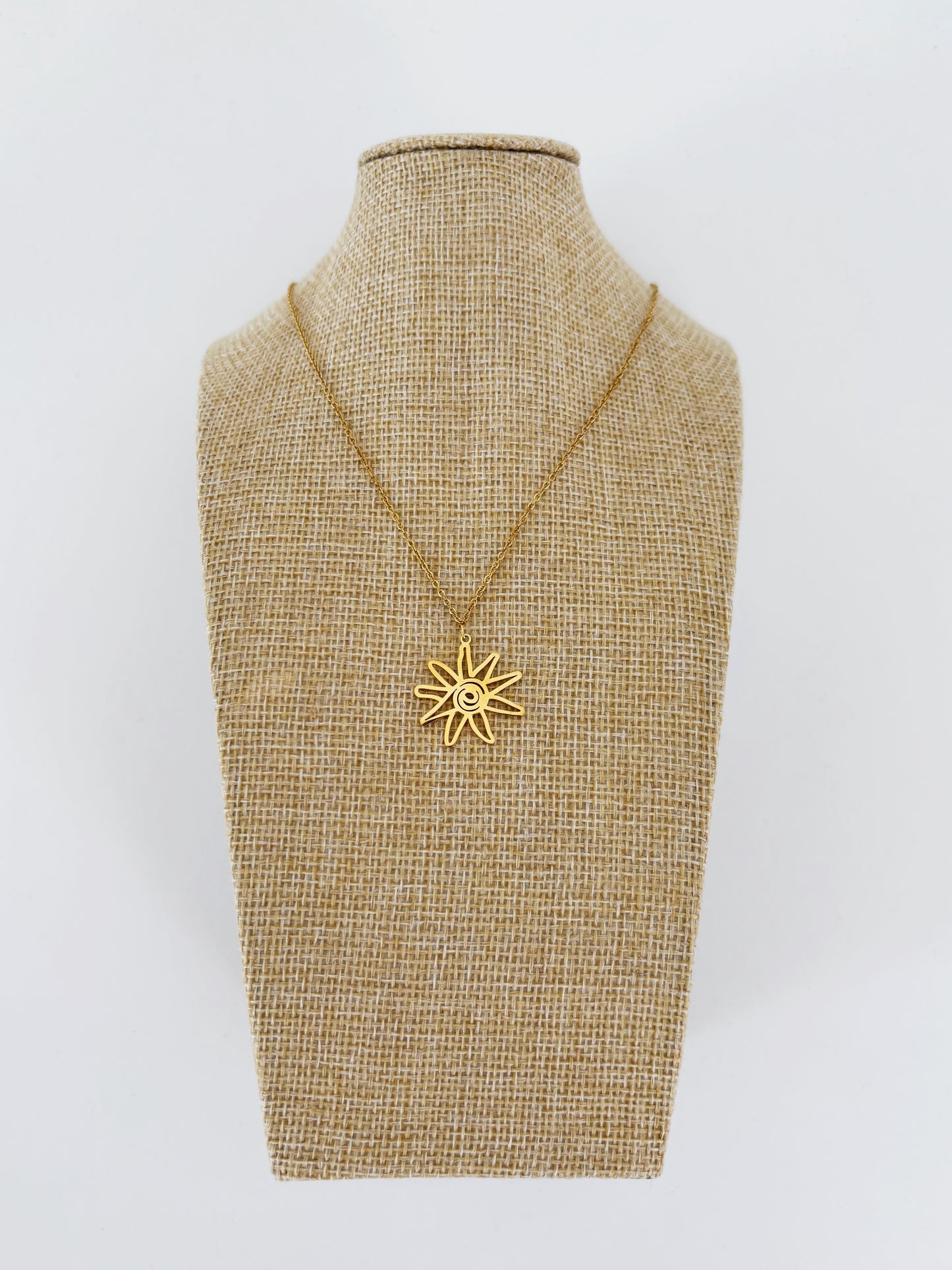 SUN NECKLACE