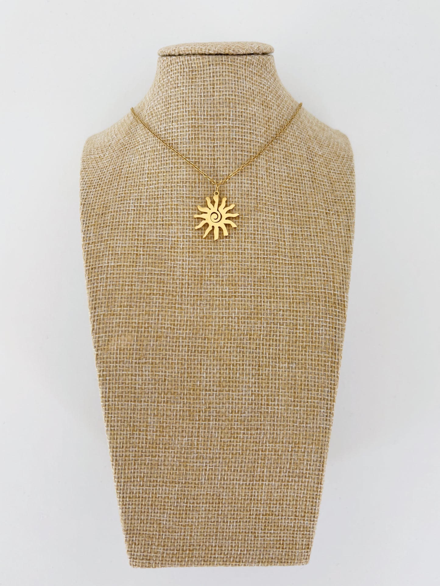 SUN NECKLACE